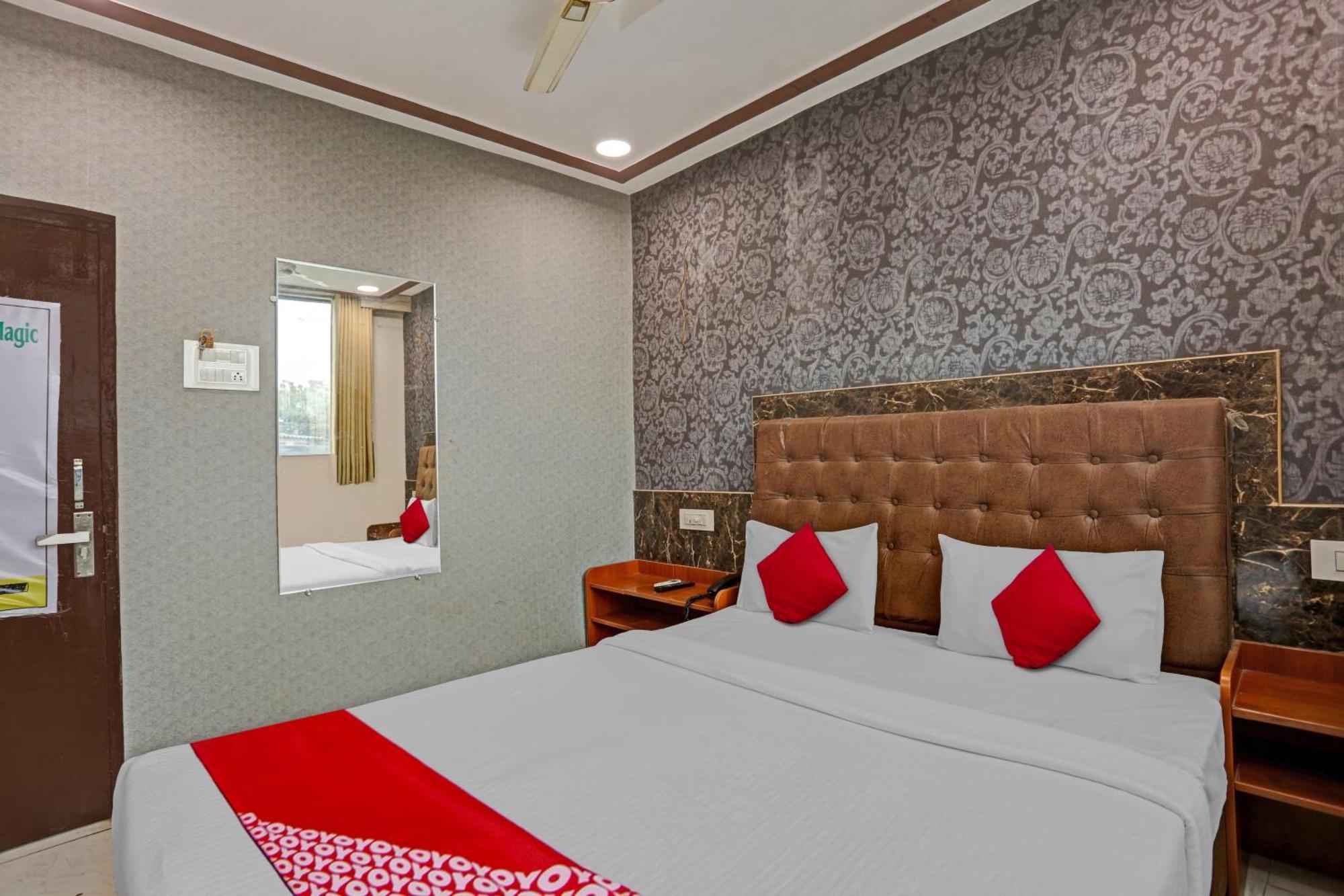 Hotel Malwa Palace Ajmer Bagian luar foto